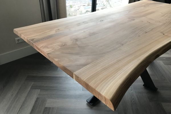 Boomstam iepen houten