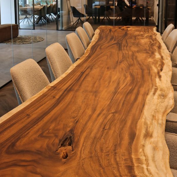 suar hout tafel maken