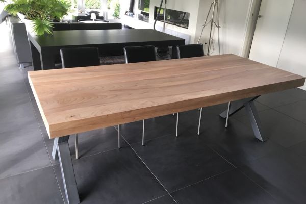 Iepen hout tafel 260 cm