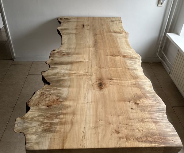 werking van boomstam tafel