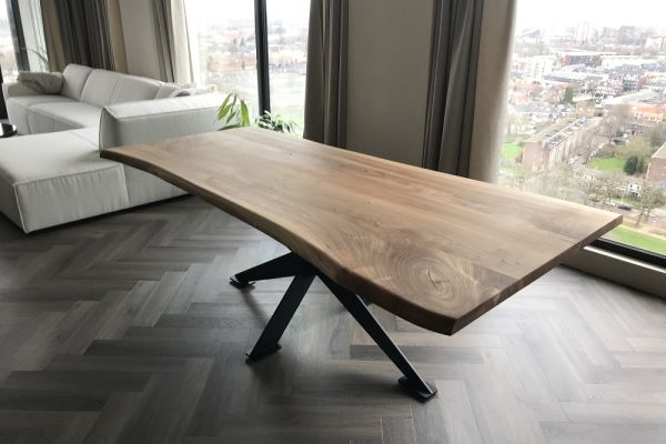 Iepen boomstamtafel kopen