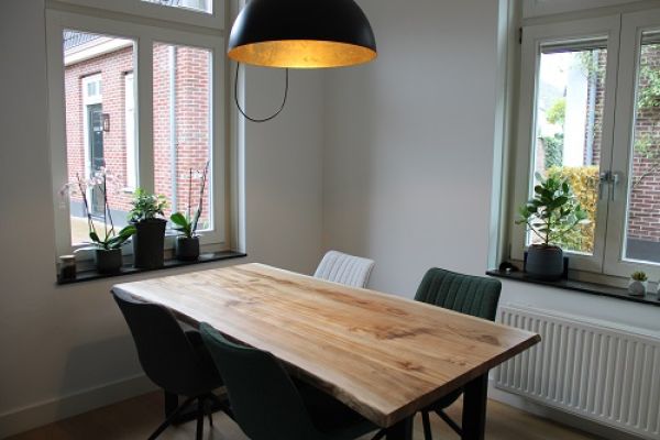 Iepen boomstamtafel kopen