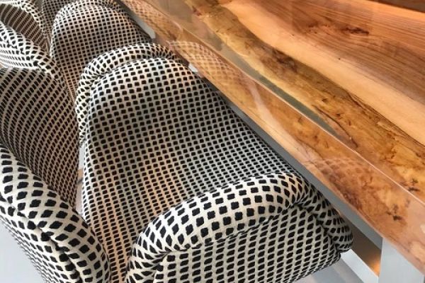 Hoge eettafel op maat